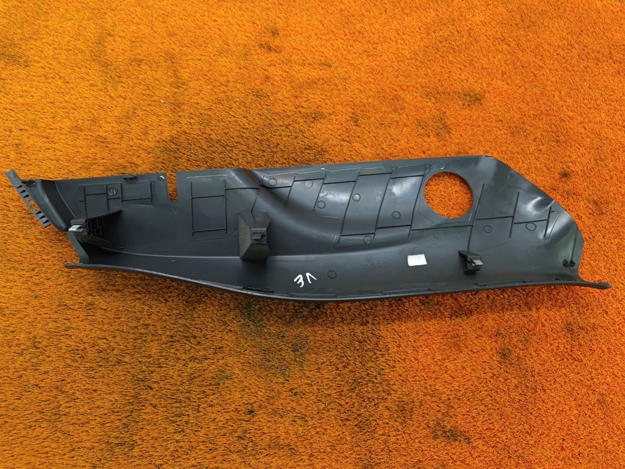 Обшивка стойки