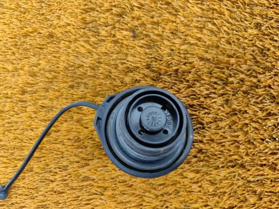Крышка топливного бака