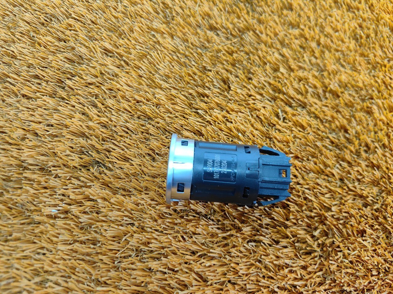 1017037076S01 Кнопка запуска двигателя Geely Atlas PRO 2023 фото 6