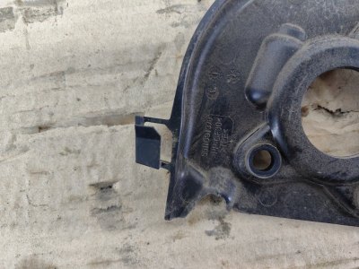 Кожух шестерни распредвала