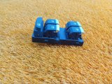 8W0959851E Блок стеклоподъемников передний левый Audi A4 2020 фото 3