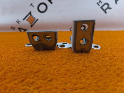 Петля двери