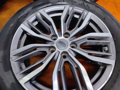 Колесо Geely Atlas Pro R18 5x114.3, Giti 225/60 R18, летнее