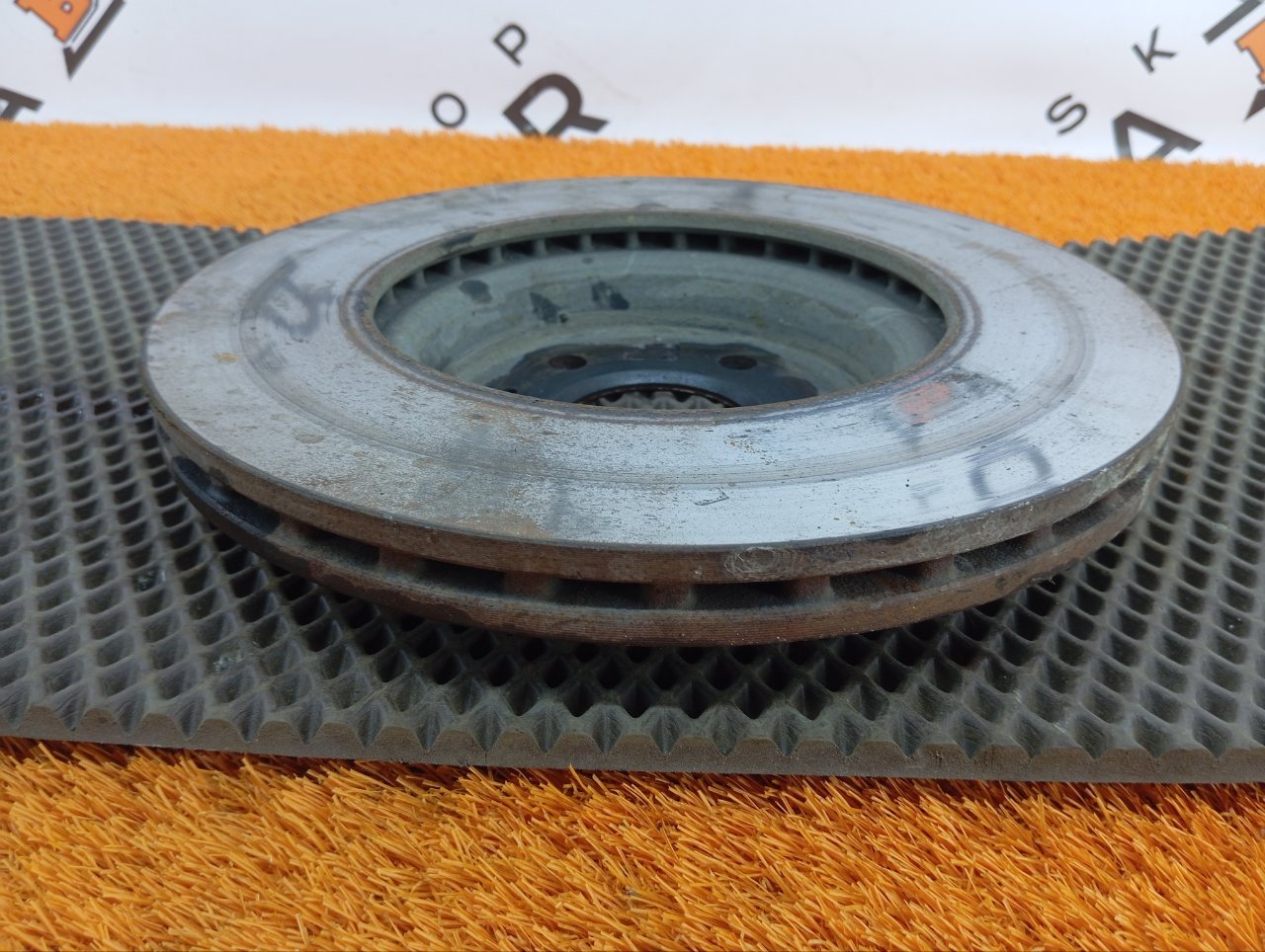 8W0615601C Диск тормозной Audi A4 2020 фото 6