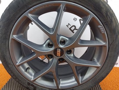 Колесо Audi A4 R18 5x112, Nokian 235/45 R18, зимнее, липучка
