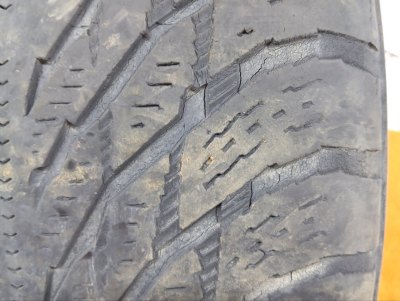 Колесо Audi A4 R18 5x112, Nokian 235/45 R18, зимнее, липучка