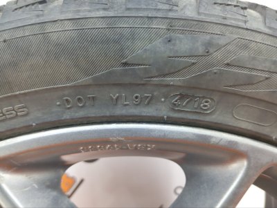 Колесо Audi A4 R18 5x112, Nokian 235/45 R18, зимнее, липучка