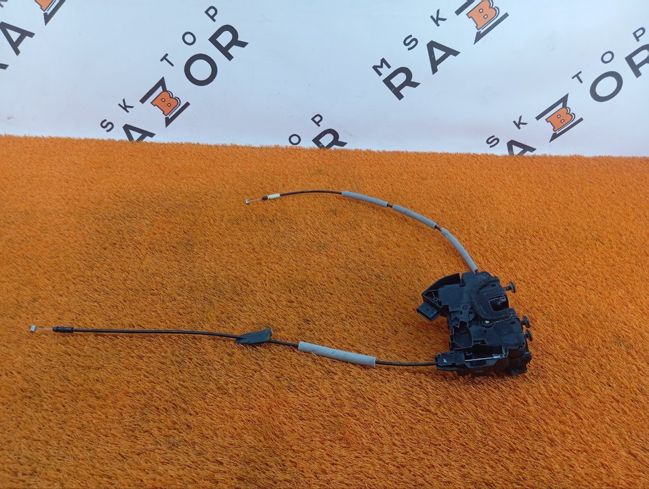 Замок двери