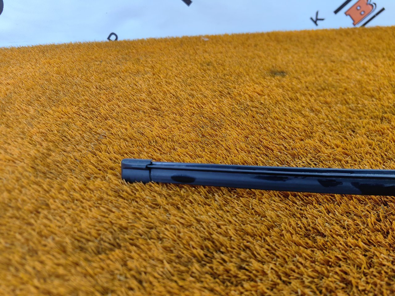 Поводок стеклоочистителя лобового стекла