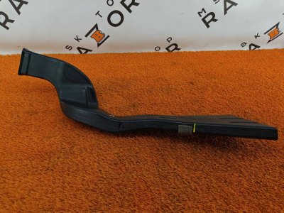 Воздуховод салона