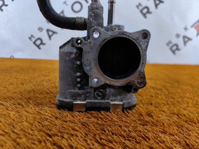 Дроссельная заслонка