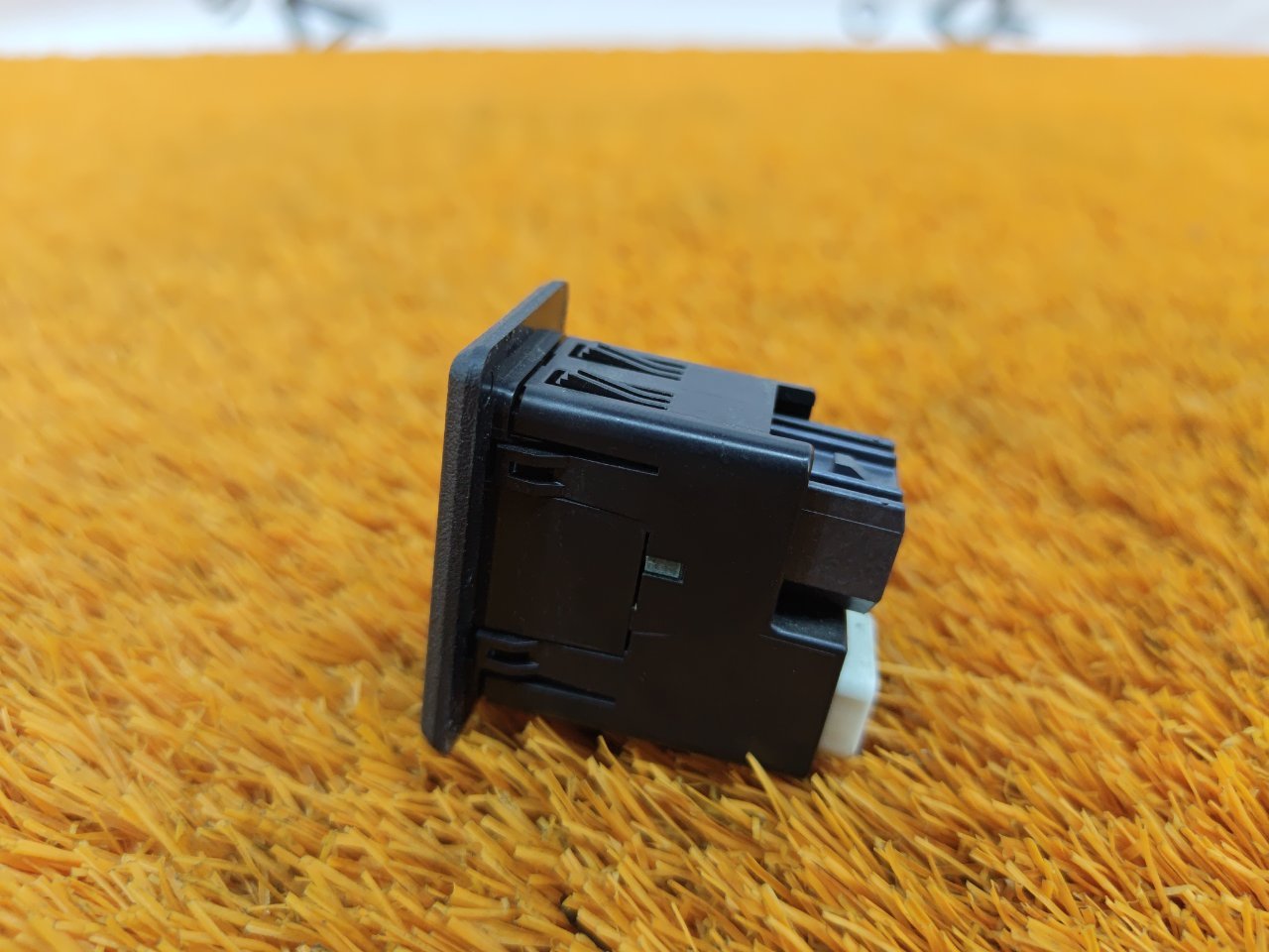 Разъем USB+AUX