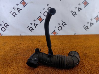 Патрубок воздушного фильтра