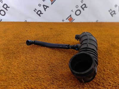 Патрубок воздушного фильтра