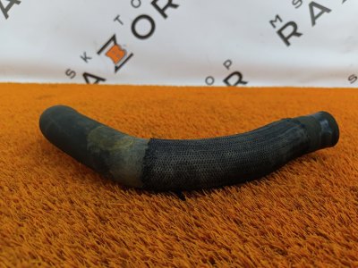 Патрубок радиатора