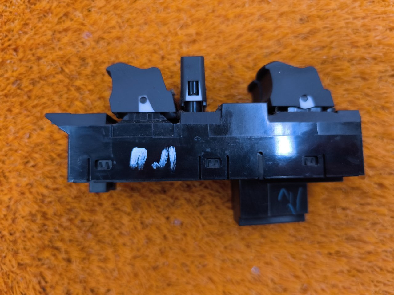 3746500XKQ00A Блок стеклоподъемников Haval F7 2019 фото 7
