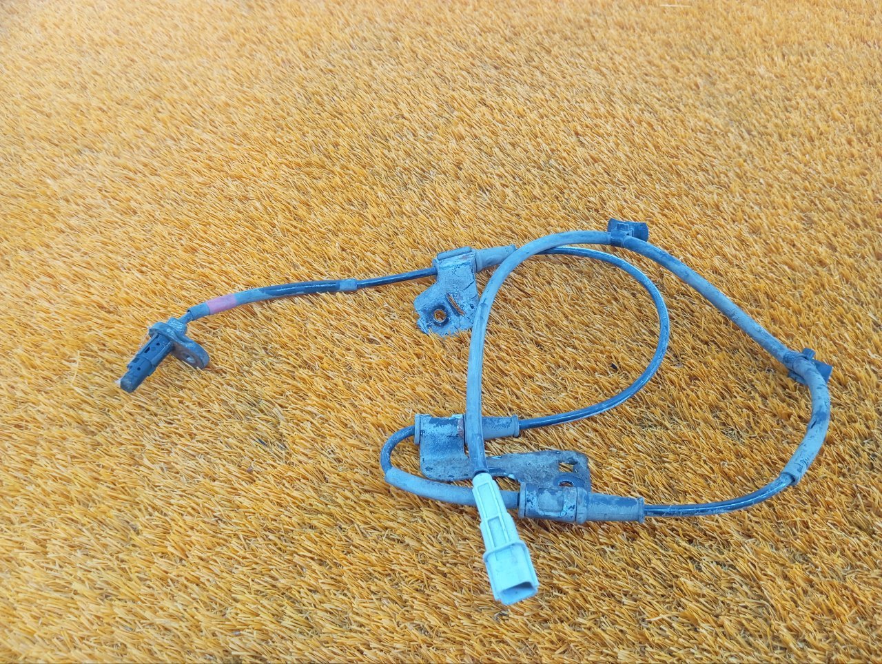 Датчик ABS