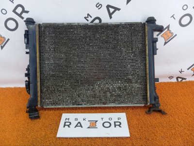 Радиатор двигателя
