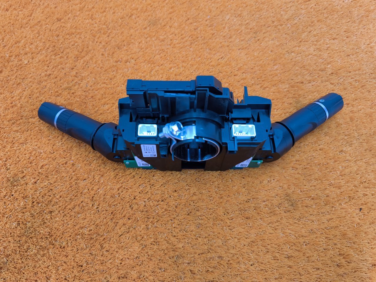 3774200XKQ00A Подрулевой переключатель Haval F7 2019 фото 3
