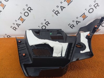 Обшивка багажника