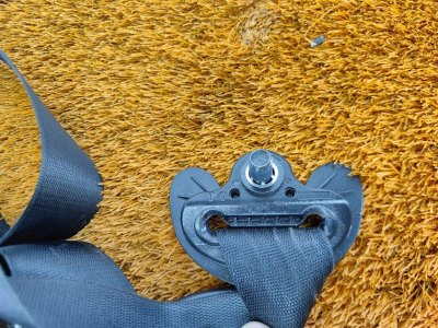 Ремень безопасности