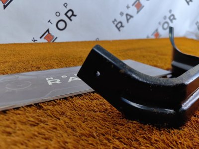 Крепление бампера