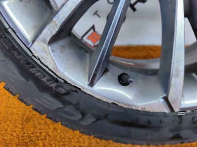 Колесо Geely Coolray R18 5x114.3, Pirelli 215/55 R18, зимнее, липучка