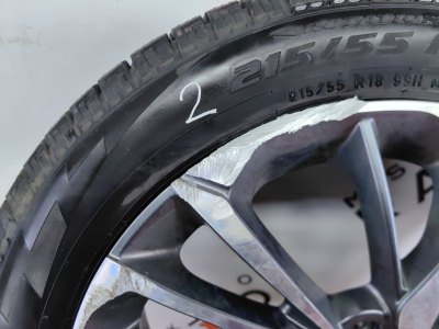 Колесо Geely Coolray R18 5x114.3, Pirelli 215/55 R18, зимнее, липучка