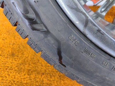 Колесо Geely Coolray R18 5x114.3, Pirelli 215/55 R18, зимнее, липучка