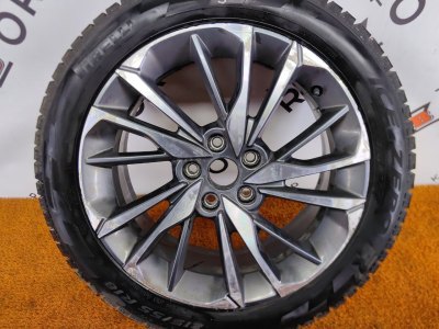 Колесо Geely Coolray R18 5x114.3, Pirelli 215/55 R18, зимнее, липучка