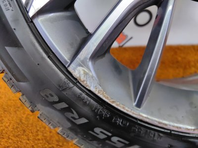 Колесо Geely Coolray R18 5x114.3, Pirelli 215/55 R18, зимнее, липучка