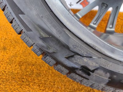 Колесо Geely Coolray R18 5x114.3, Pirelli 215/55 R18, зимнее, липучка
