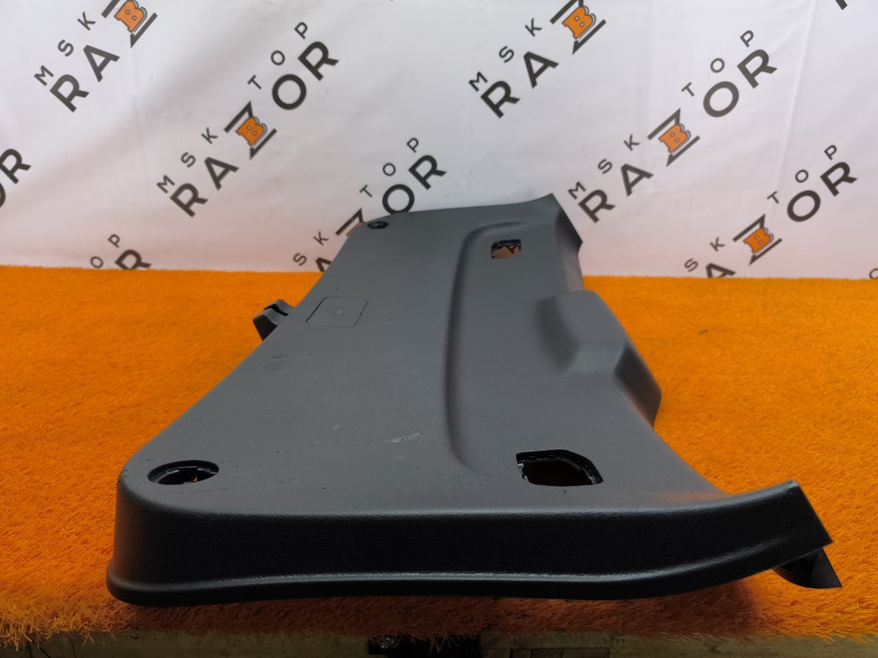 6302100AKQ00A Обшивка крышки багажника Haval F7 2019 фото 12