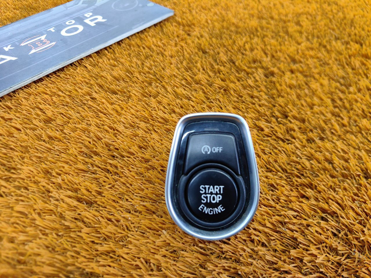 9250734 Кнопка старт-стоп BMW 3-Series 2018 фото 2