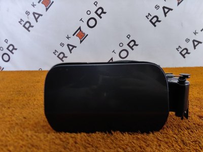 Лючок топливного бака