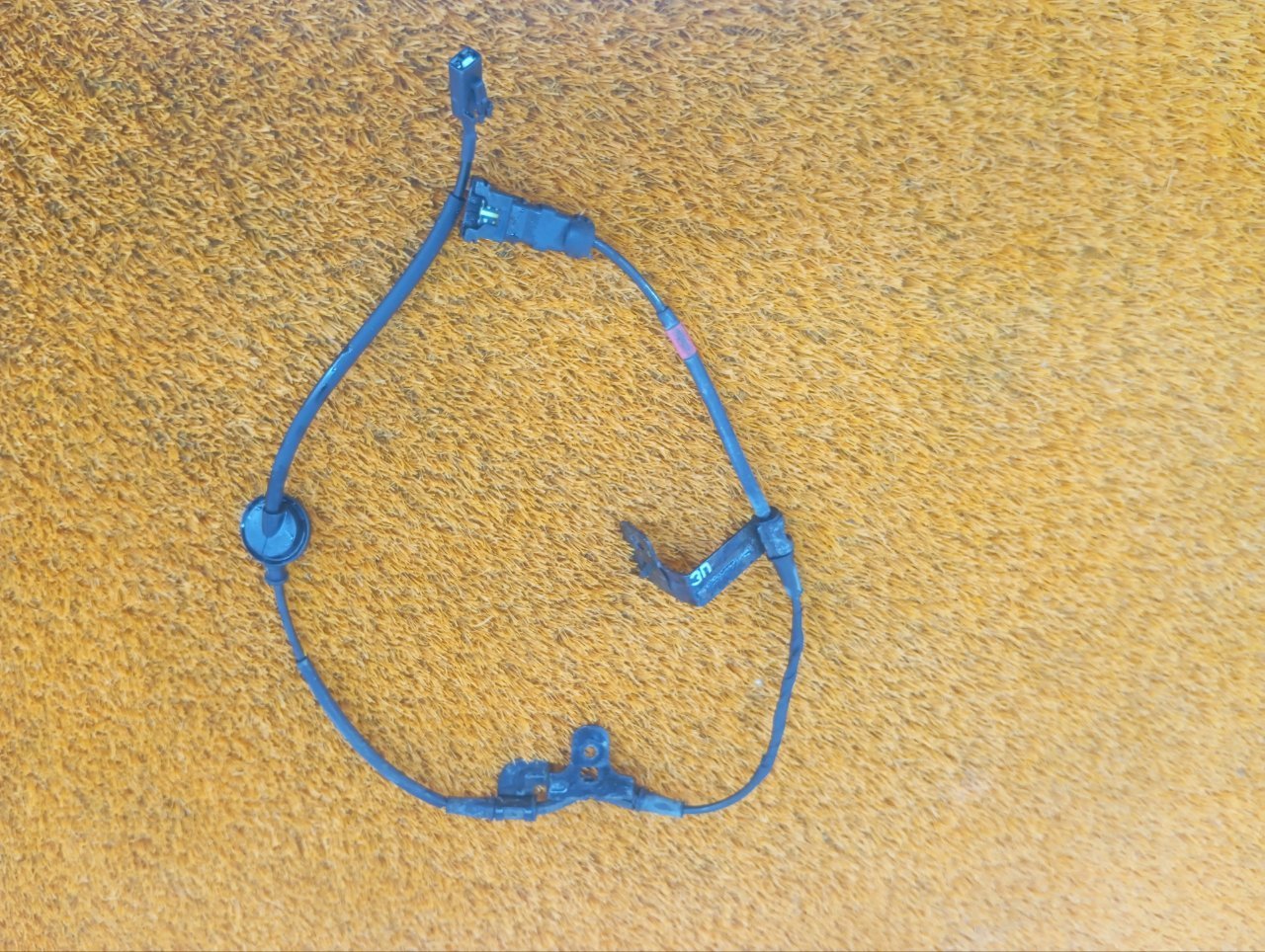Проводка датчика ABS