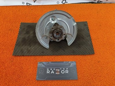 Кулак поворотный