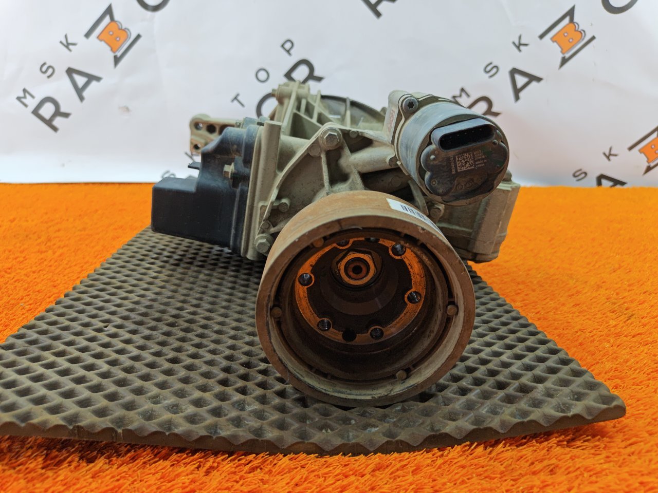 6608085925, 6600279487, 6600059865, 8891573501 Редуктор Geely Monjaro 2023 фото 8