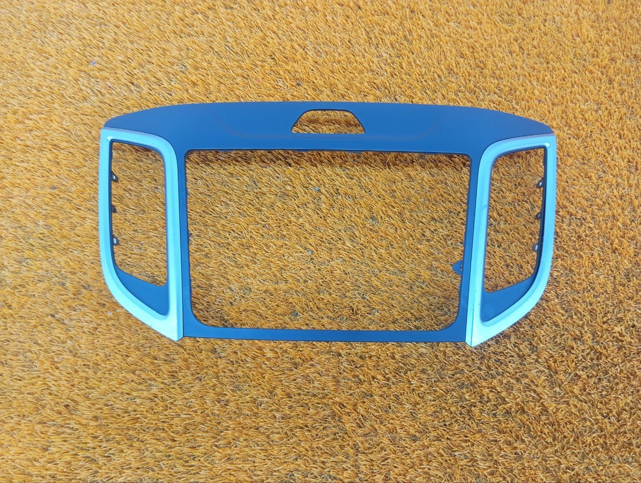 Накладка магнитолы
