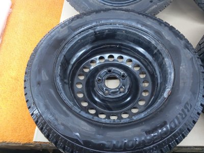 Колесо Hyundai Creta R16 5x114.3, Bridgestone 205/65 R16, зимнее, липучка