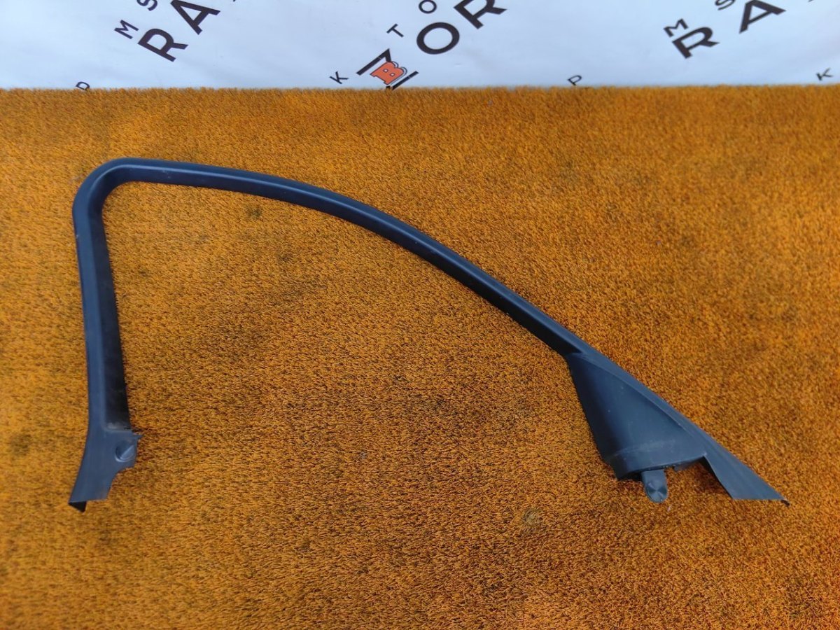 51337259381, 08243Z03 Накладка двери передняя левая BMW 3-Series 2018 фото 1