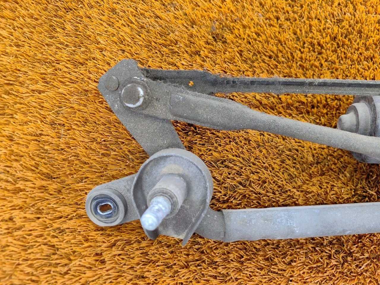 Трапеция дворников
