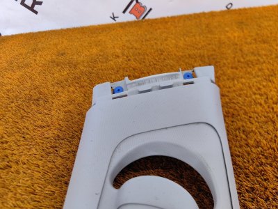 Обшивка центральной стойки