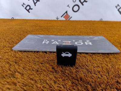 Ручка открывания капота
