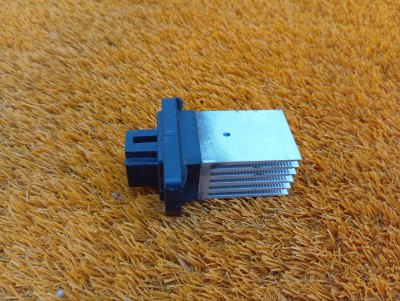 Резистор отопителя