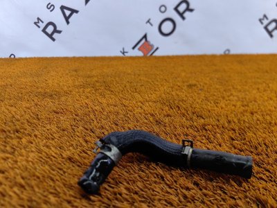 Патрубок системы охлаждения