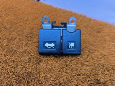 Ручка открывания бензобака