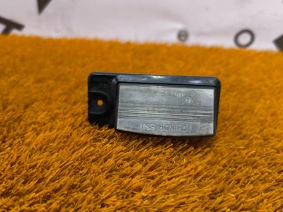 Фонарь подсветки номера