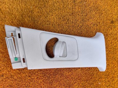 Обшивка центральной стойки