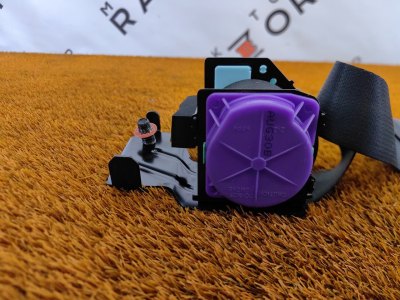 Ремень безопасности